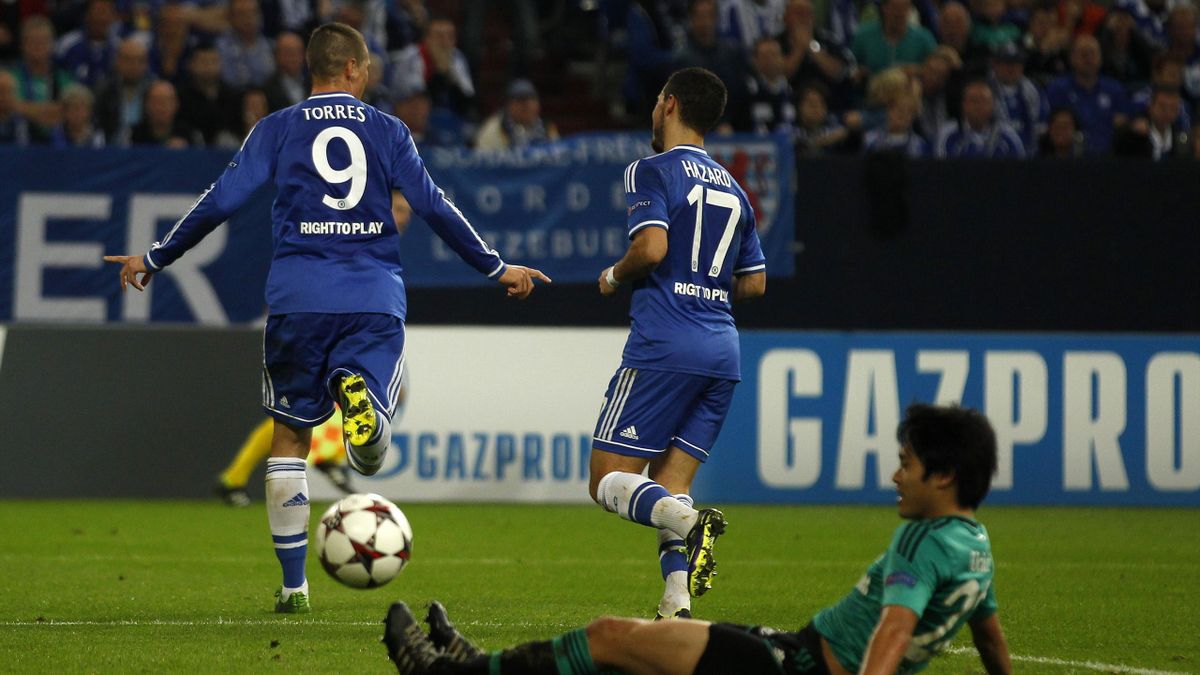 Torres grabs brace as Chelsea beat Schalke - Eurosport