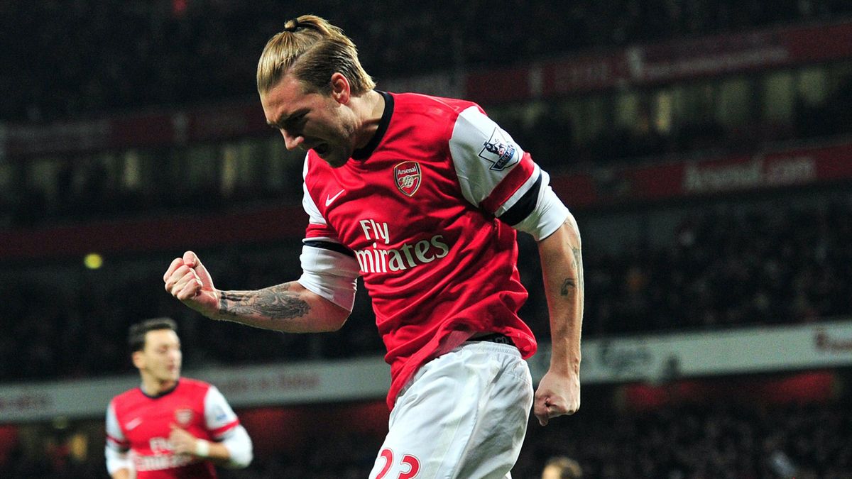 Bendtner Erlost Arsenal Eurosport