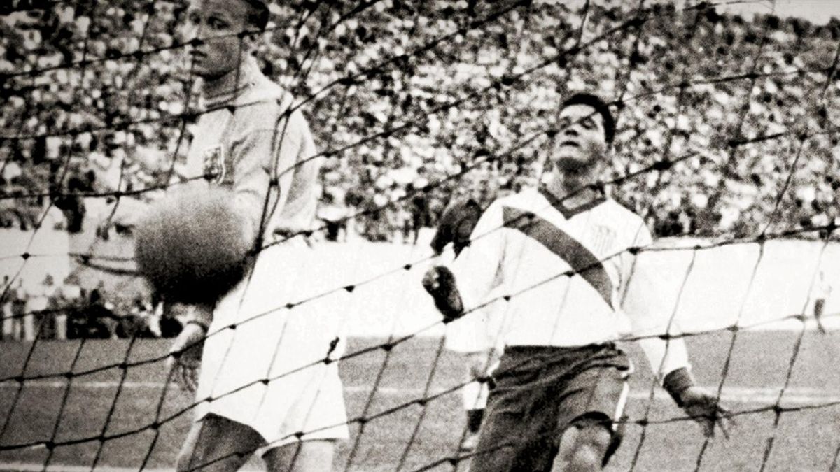 Programme Coupe Du Monde 1954 Angleterre Vs Uruguay - Football, Très Bon état + Insert