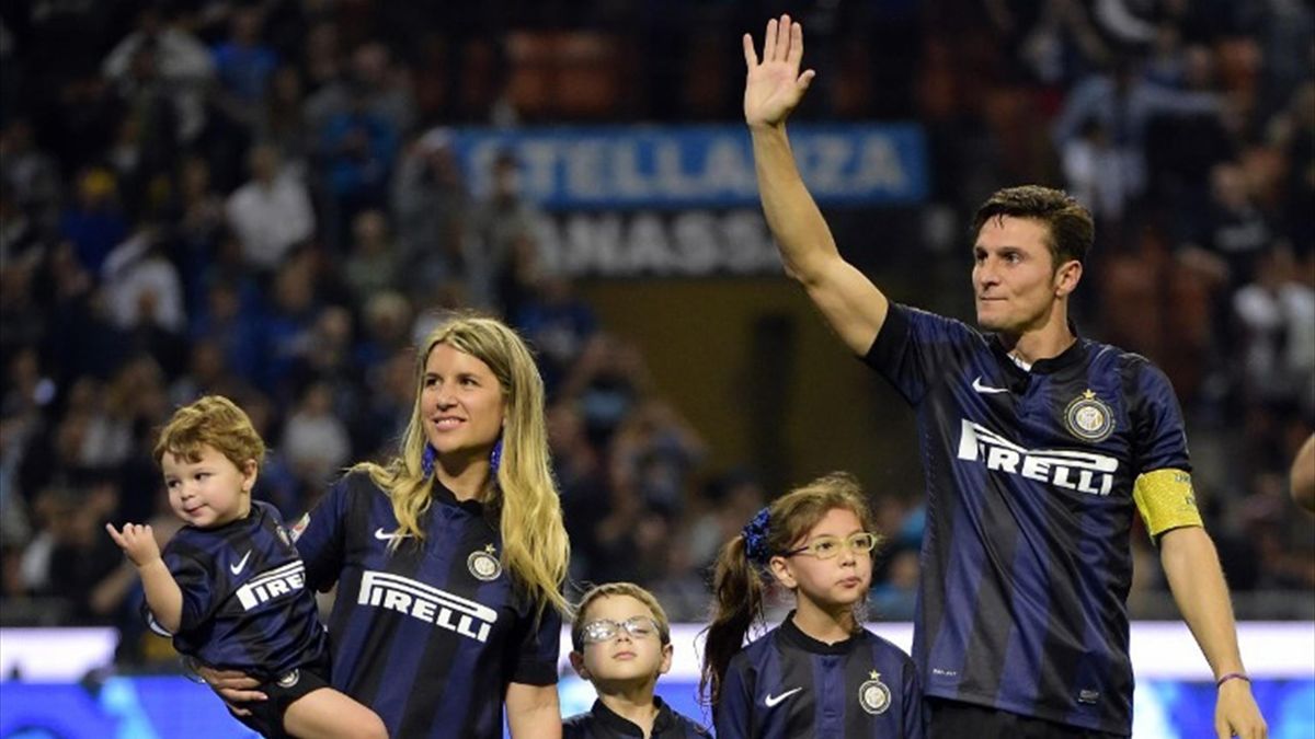 Zanetti says emotional farewell to San Siro - Eurosport