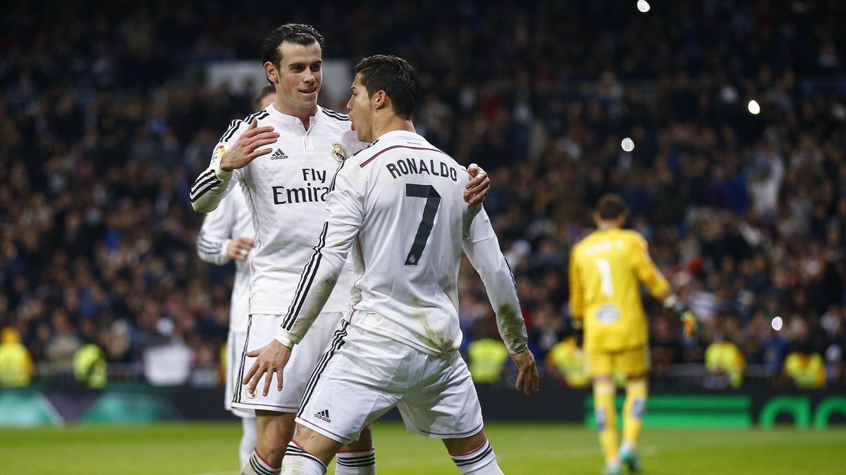 Cristiano Ronaldo FANTASTIC GOAL - Real Madrid vs Celta Vigo 7-1 HD  animated gif