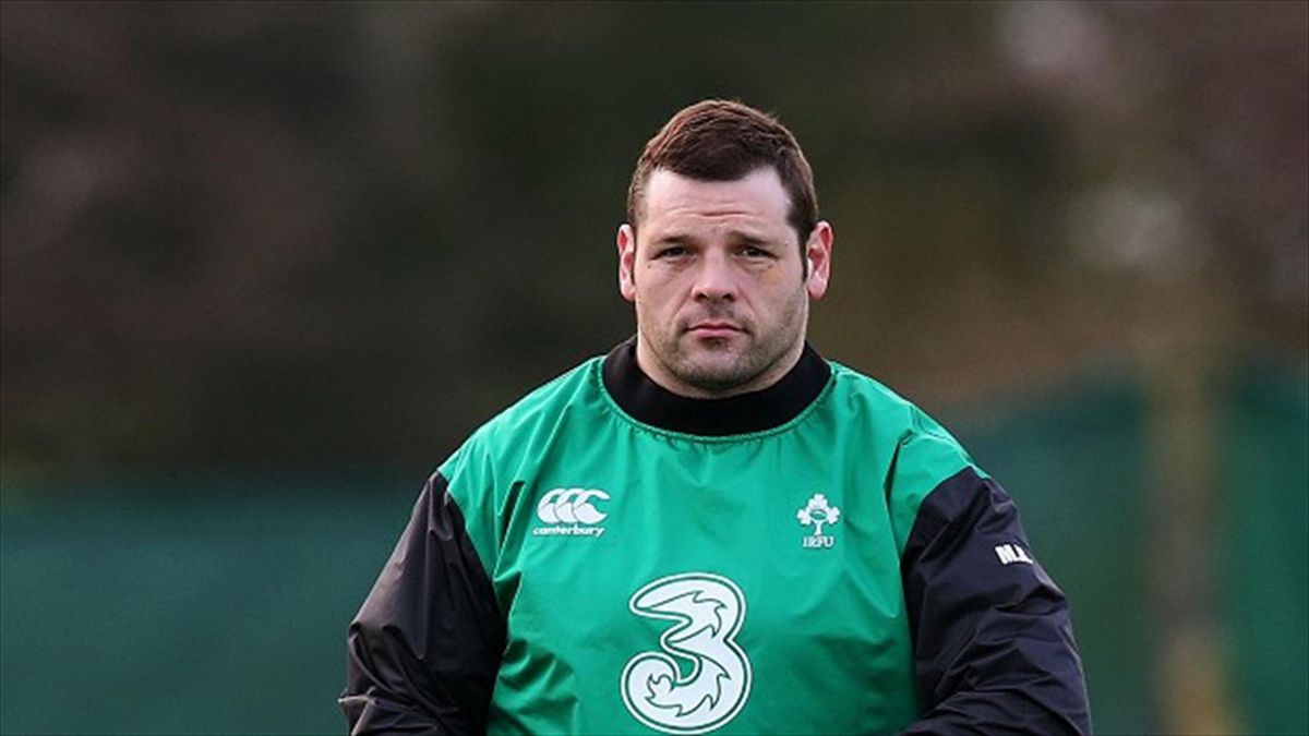 Ross Atonio Poses monster Threat Eurosport