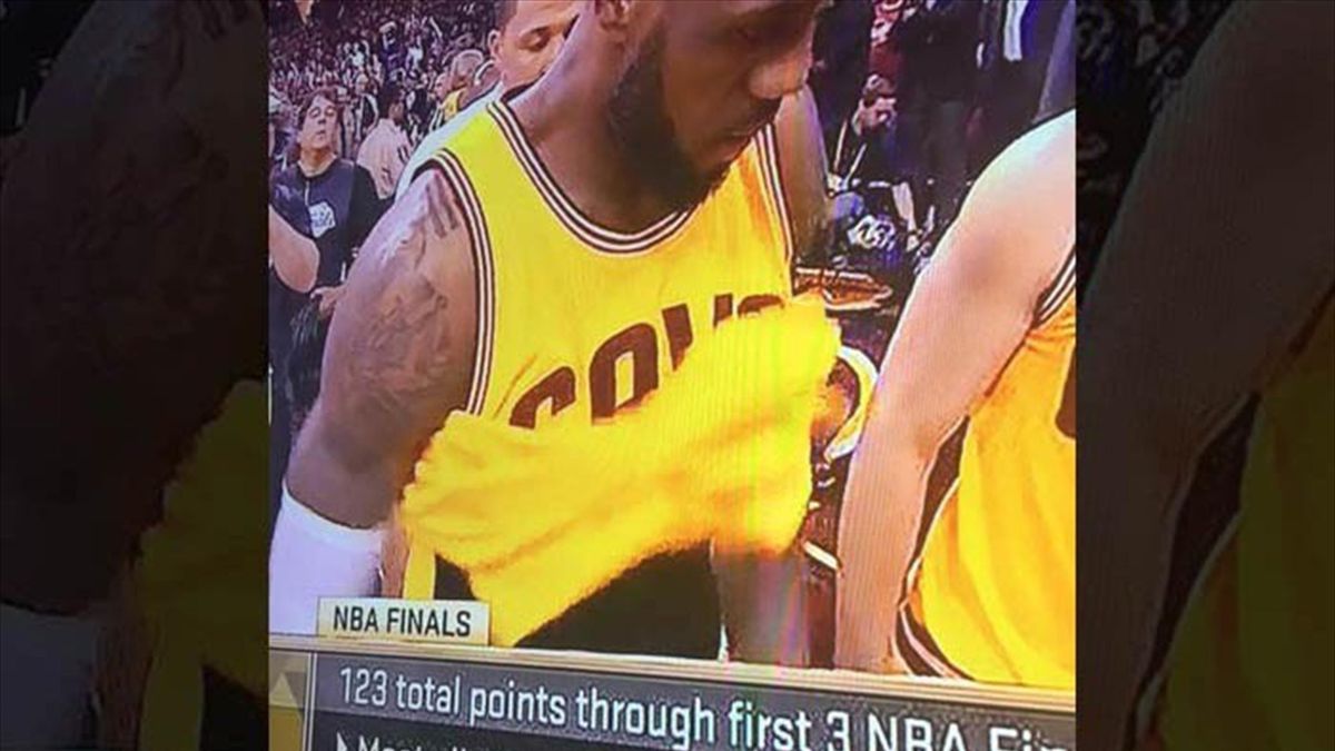 Lebron James Accidentally Exposes Himself While Adjusting Shorts
