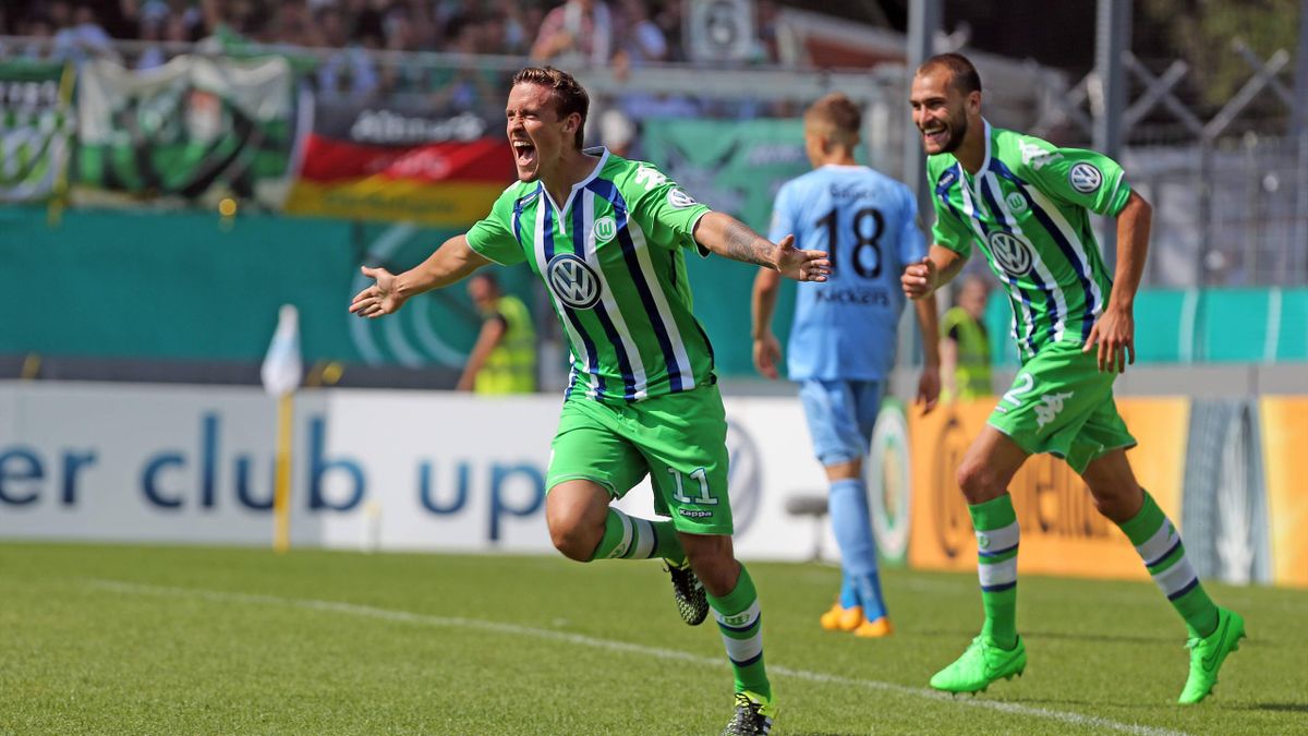 DFB Pokal Der VfL Wolfsburg kommt gegen die Stuttgarter Kickers souverän weiter