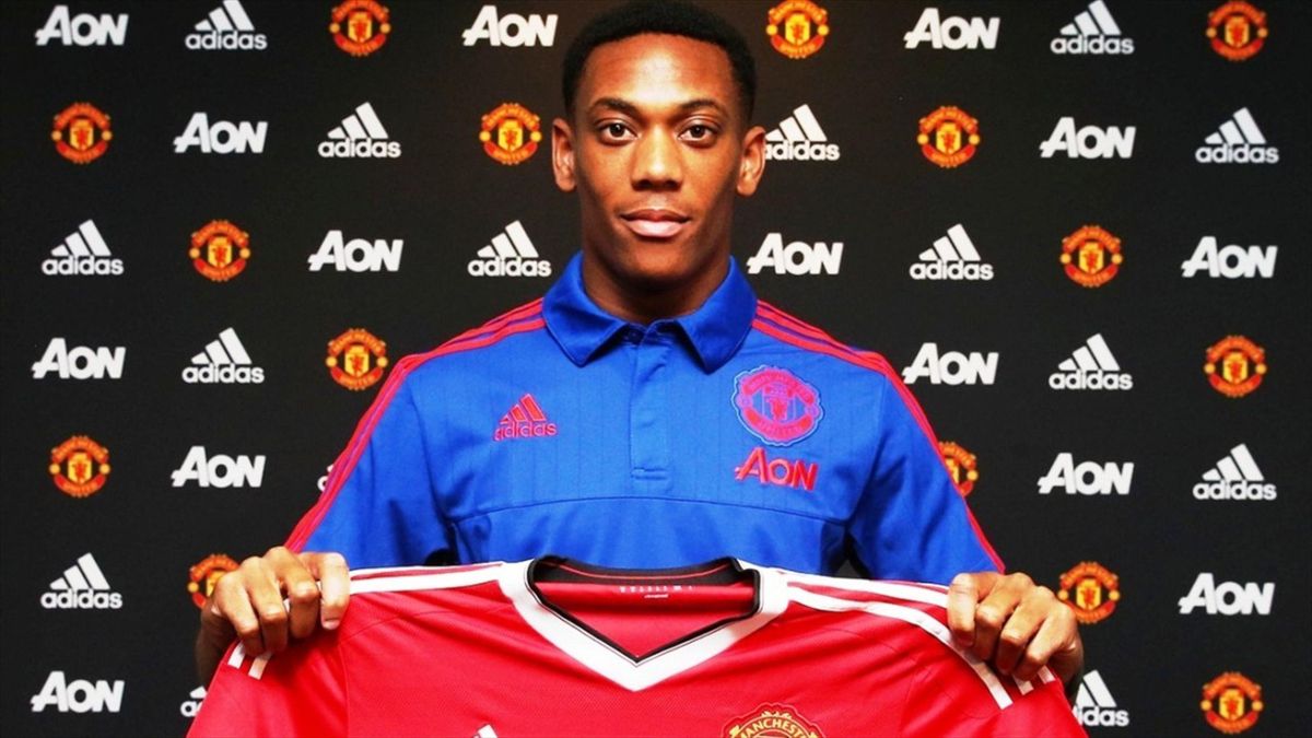 Anthony Martial Manchester United contract