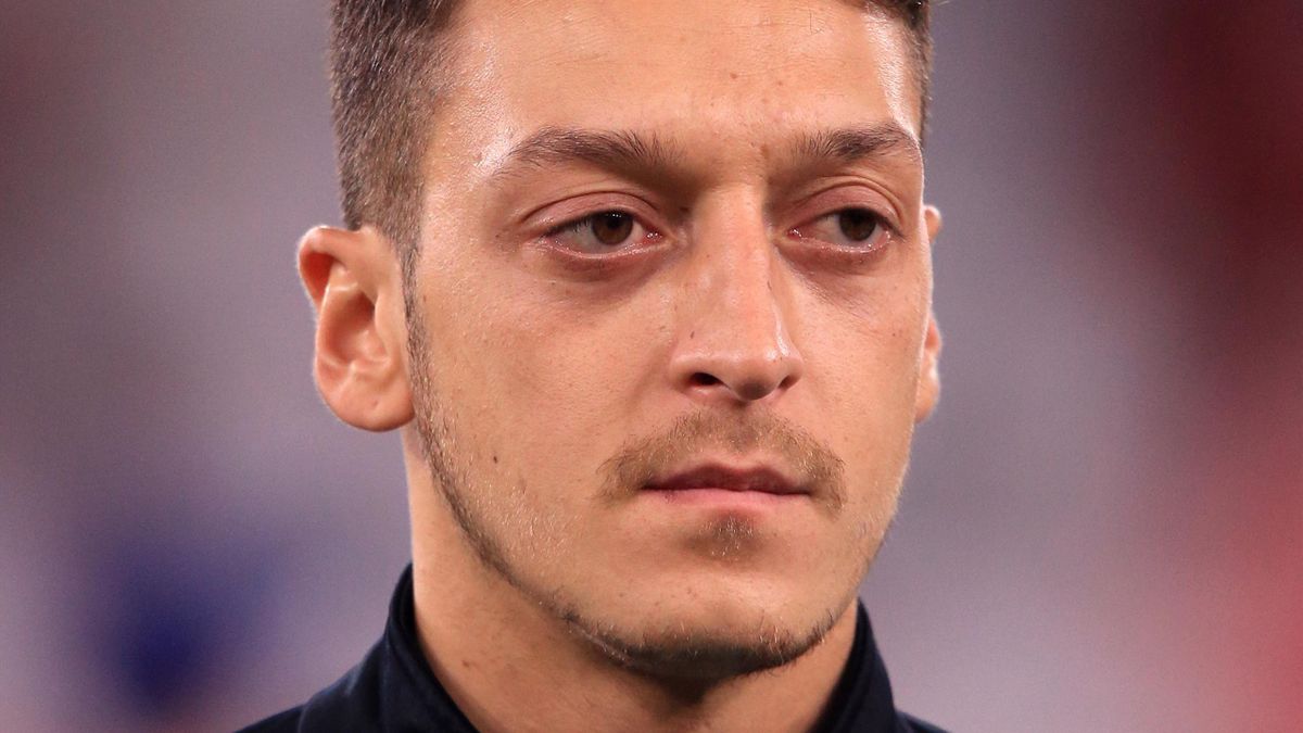 PES 2021 Mesut Özil (Face + Tattoo) | PES Modding