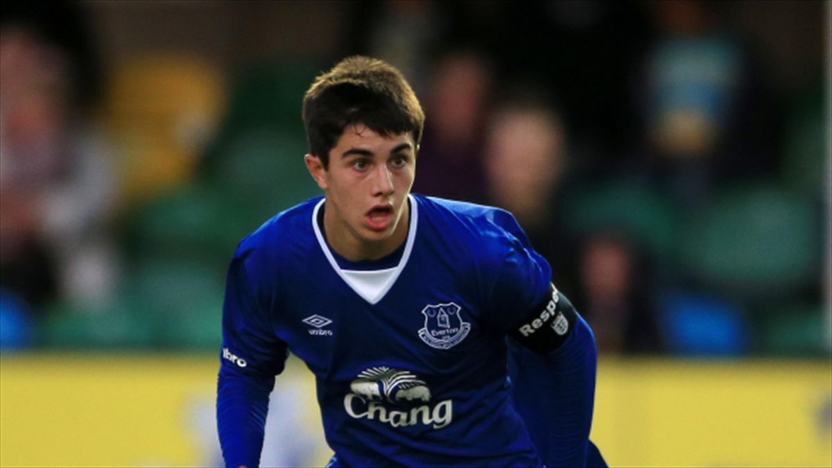 Glovers keep hold of Everton teenager Liam Walsh Eurosport