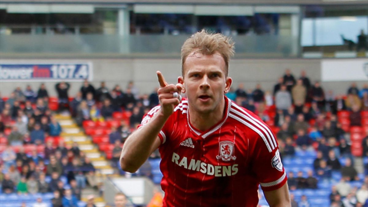 Jordan Rhodes fires leaders Middlesbrough to win -