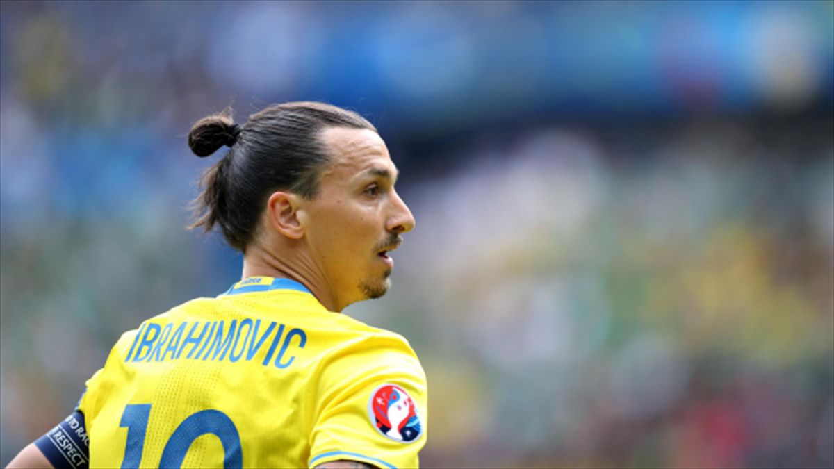 Sweden's Zlatan Ibrahimovic is to retire from the national team this summer