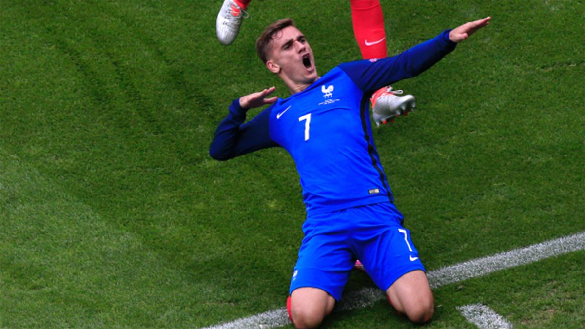 Didier Deschamps feels France striker Antoine Griezmann is thriving ... - 1888674 39769320 2560 1440