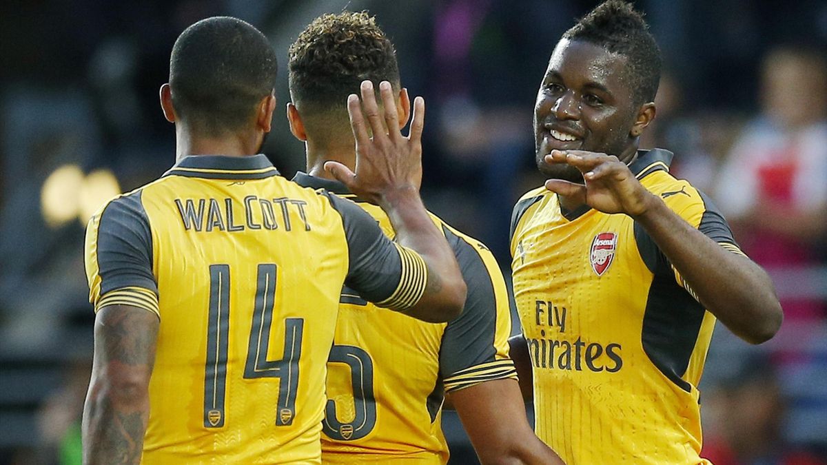 Arsenal put eight past Viking ahead of Premier League opener - Eurosport