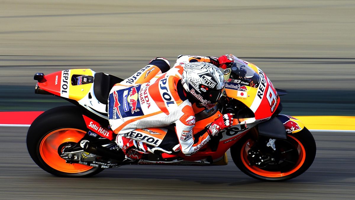 MotoGP in Aragon Marc Marquez und Valentino Rossi stürzen im 3