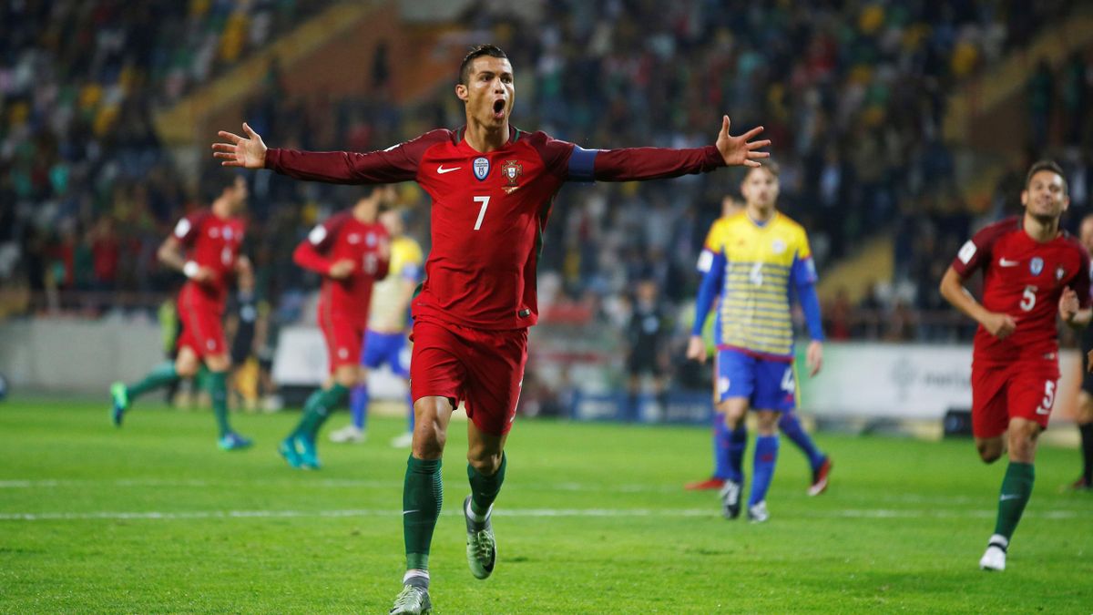 Ronaldo Schiesst Europameister Portugal Zum Ersten Sieg Eurosport