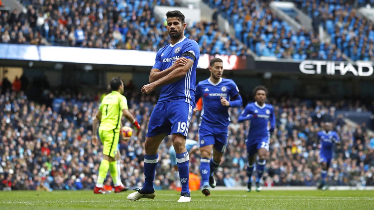 Clinical Chelsea fire title warning with win at shambolic Manchester City -  Eurosport