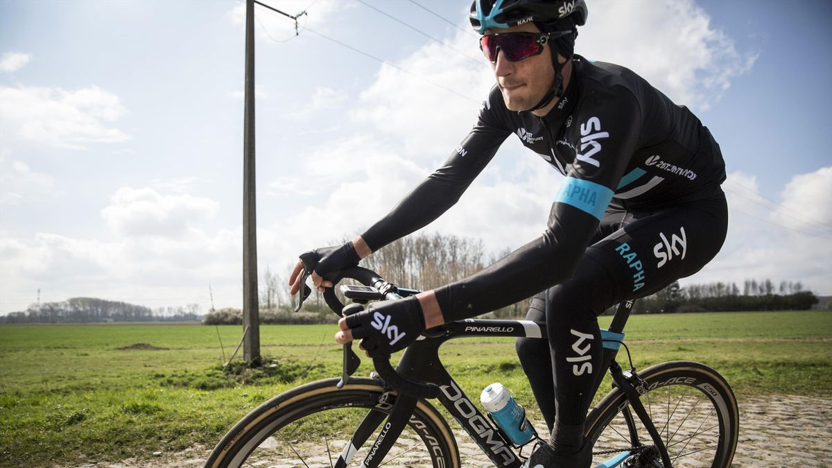 Team shop sky outfit