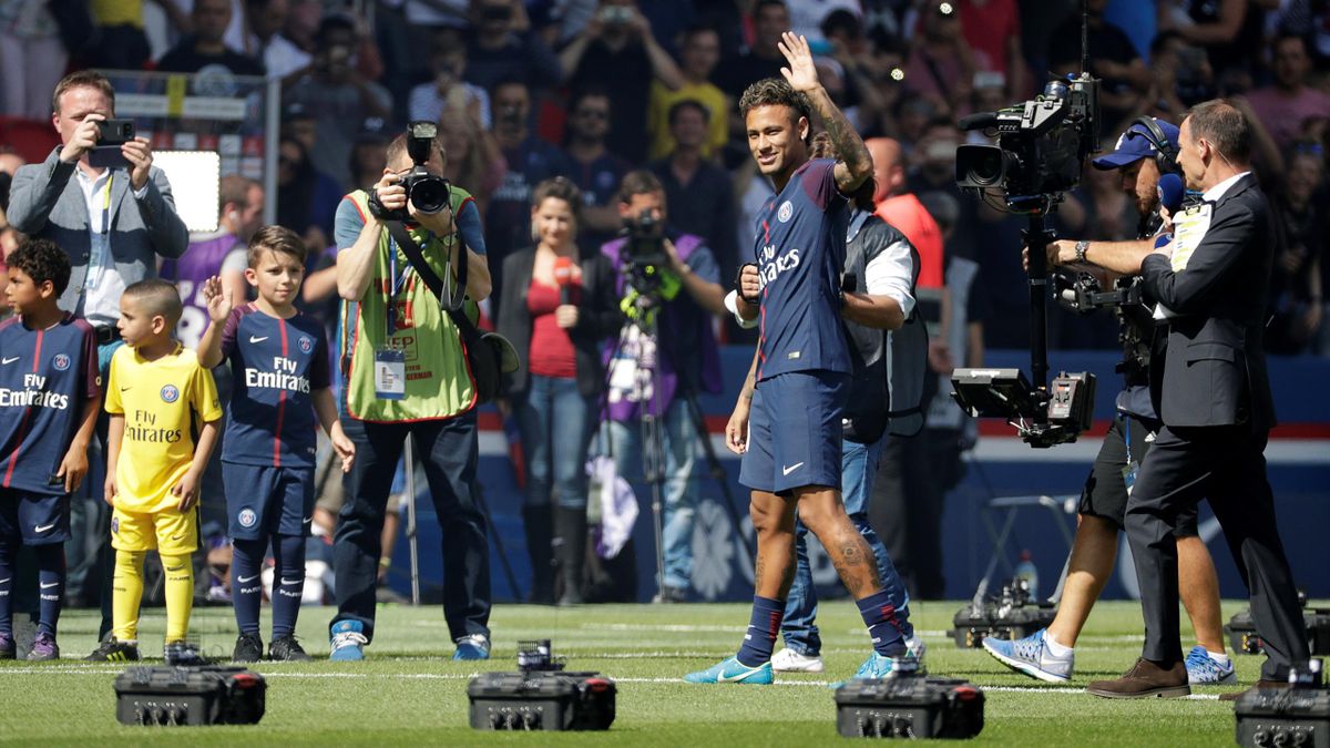 Chaussure de deals neymar 2017