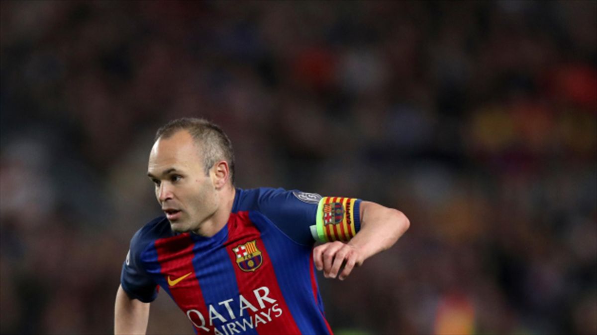 Barcelona midfielder Andres Iniesta signs lifetime contract - Eurosport