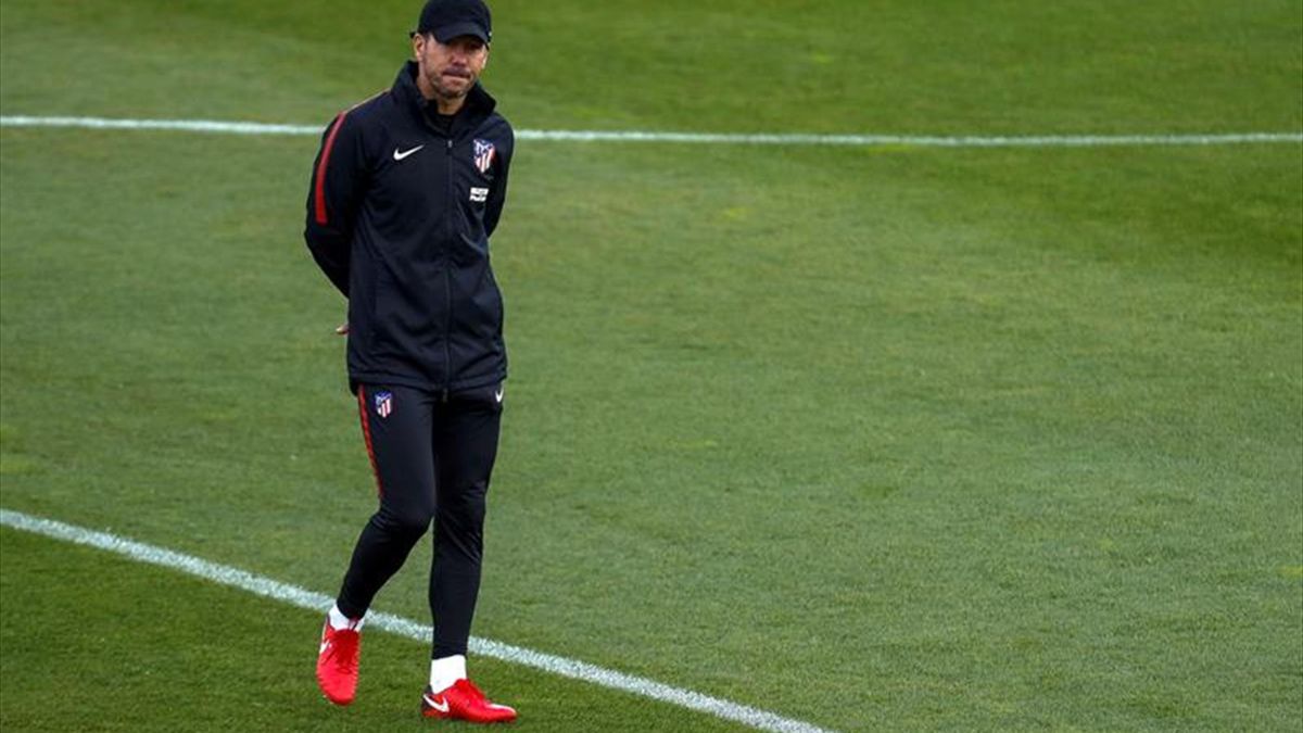Diego Simeone visita a su hijo Giovanni en el centro