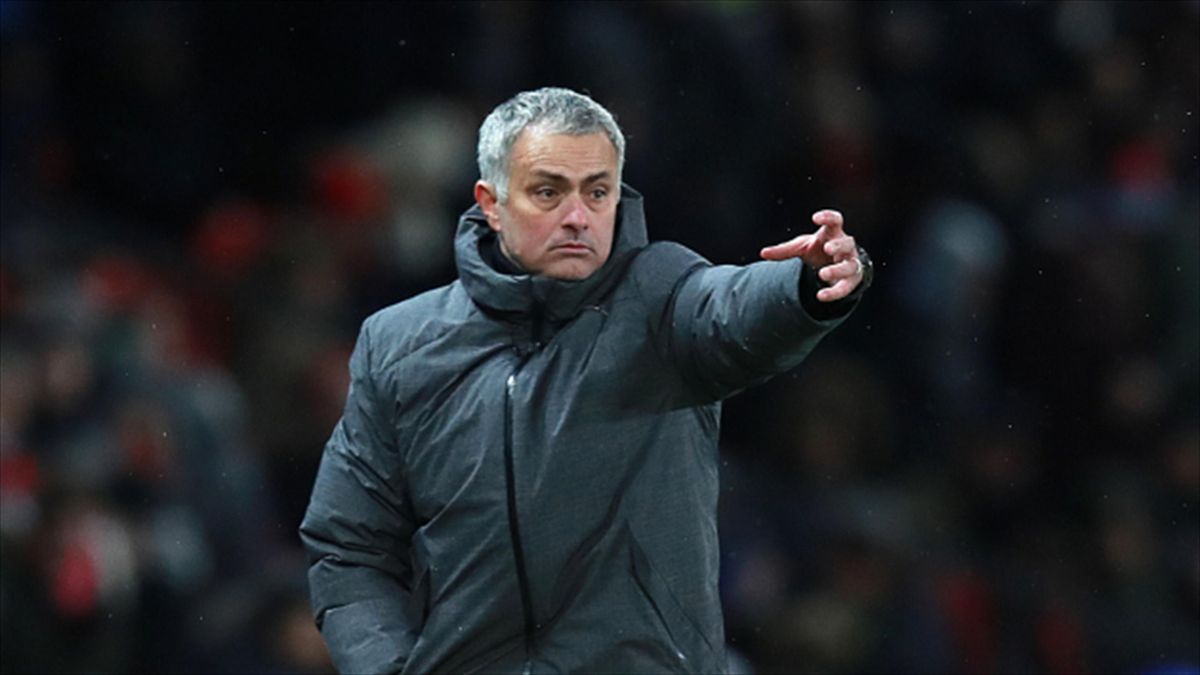 Jose Mourinho involved in heated exchanges with Man City ...