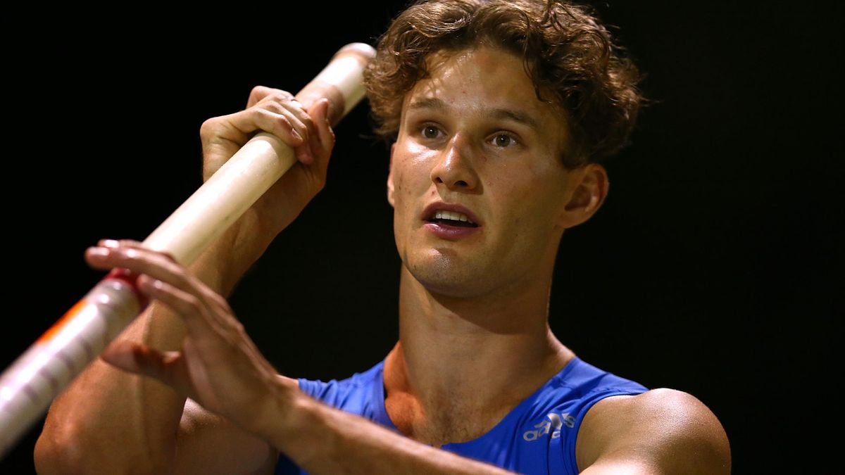 aussie pole vaulter