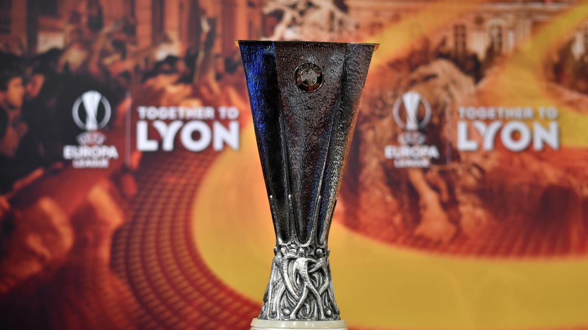 Europa-League-Trophäe in Mexiko geklaut - und wieder ...