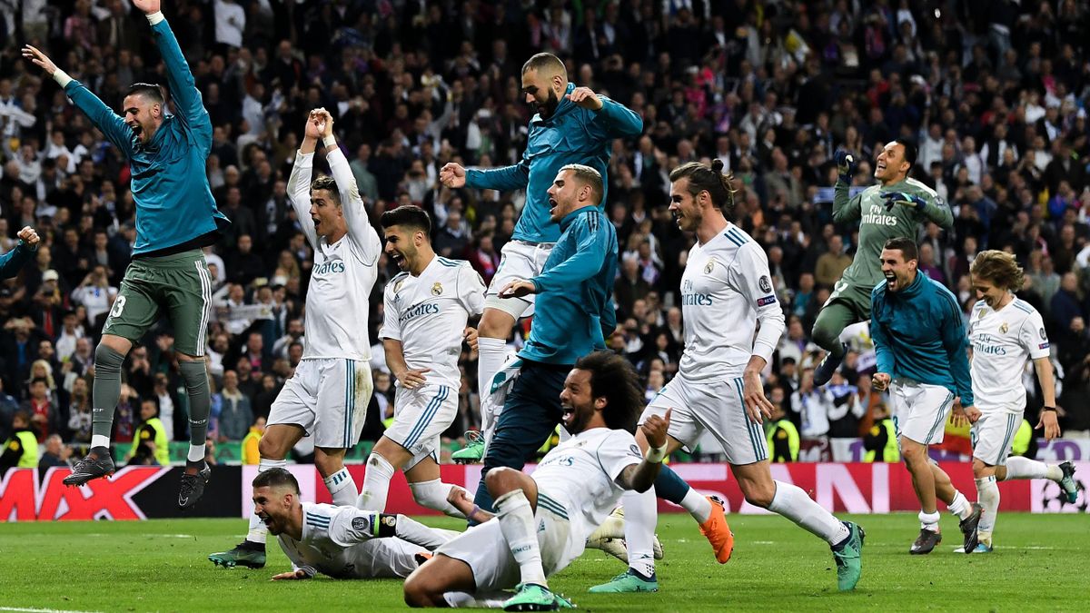 Real madrid warm up outlet sweater
