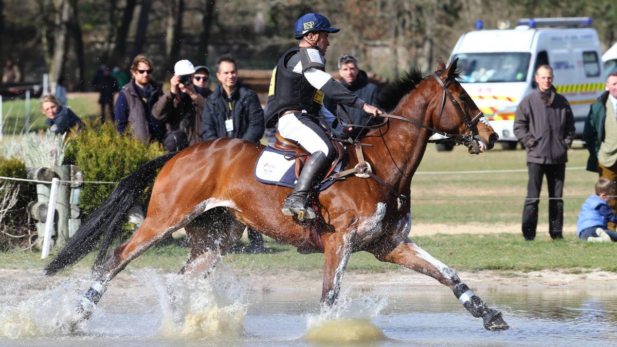 Un Espanol En Badminton Eurosport It's a huge draw for equestrian lovers, countryside dwellers and anyone. un espanol en badminton eurosport