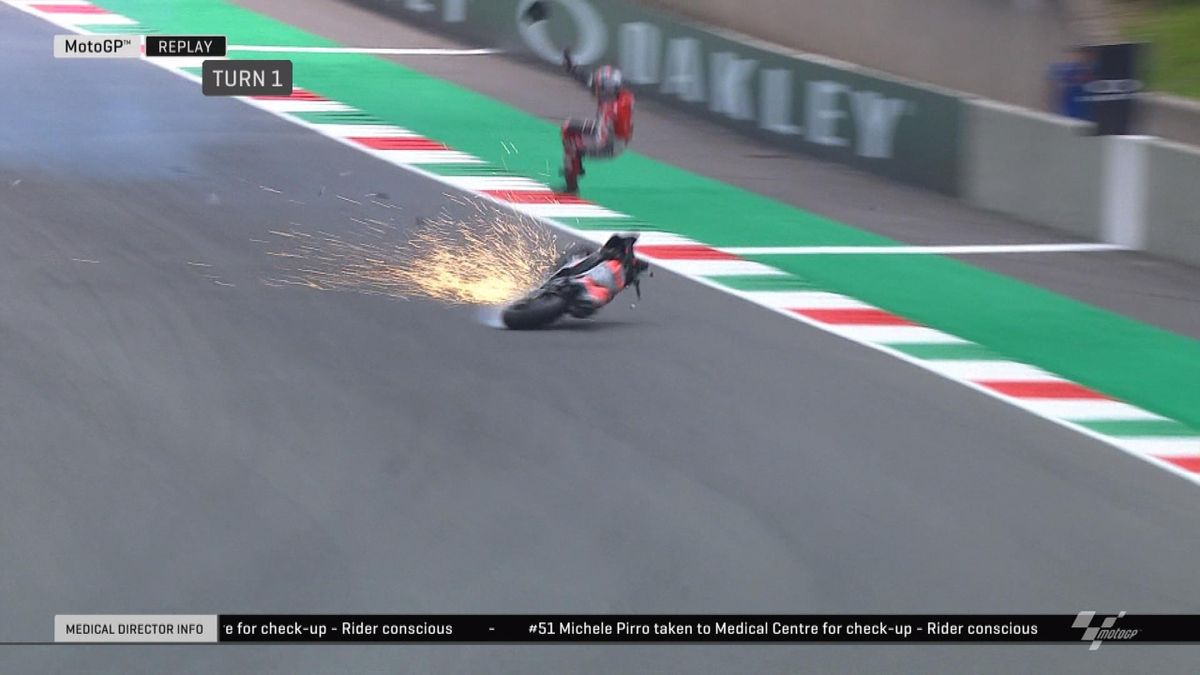 Schwerer Sturz Von Michelle Pirro Uberschattet Training Der Motogp In Mugello Eurosport