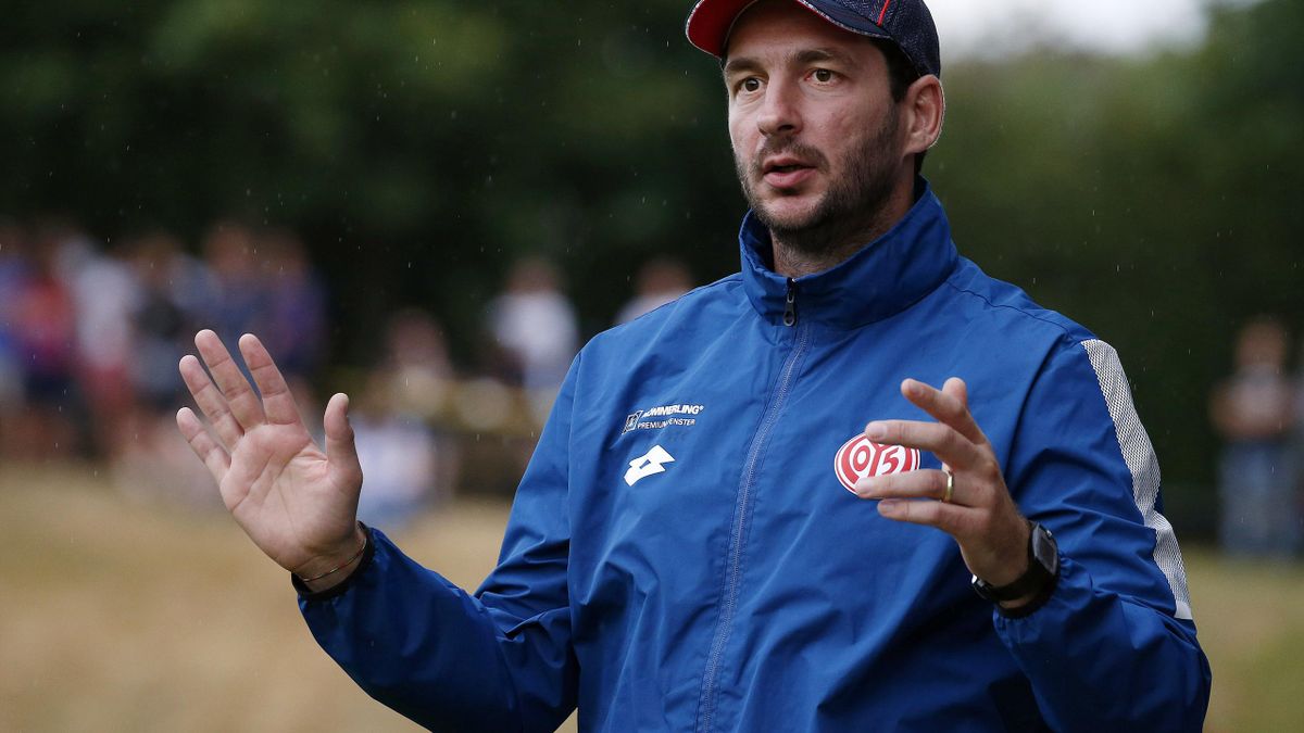 Magen Darm Infekt Zwangspause Fur Mainzer Trainer Schwarz Eurosport