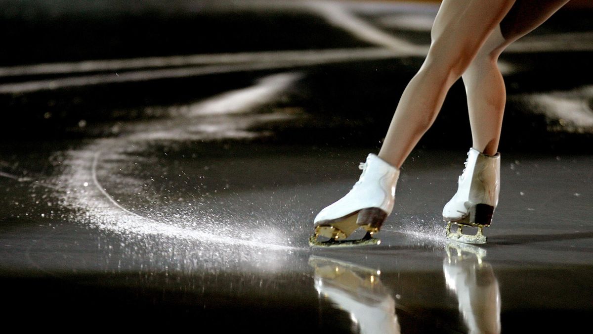 Eiskunstlauf: Olympiasiegerin Sagitowa startet in Oberstdorf - Eurosport