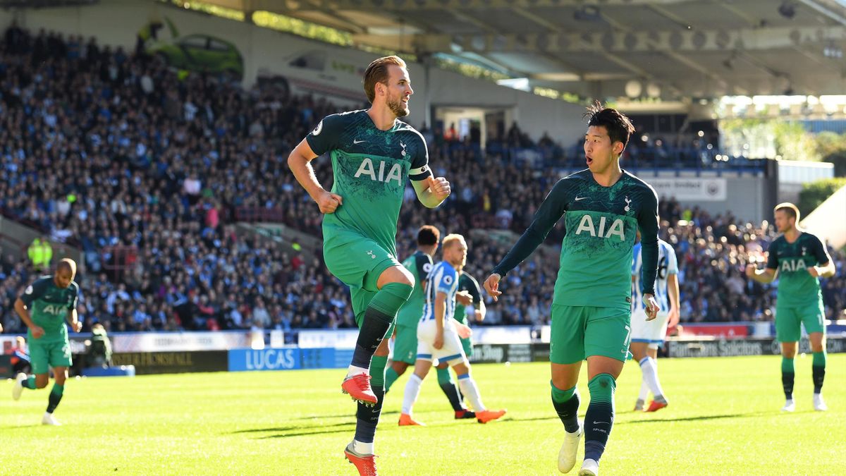 Football: Soccer-Kane sends Tottenham into FA Cup fourth round