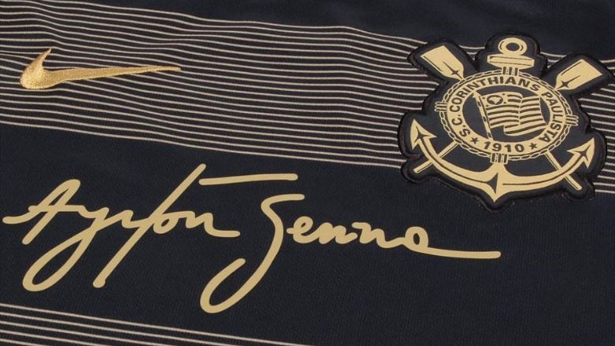 La camiseta en homenaje a Ayrton Senna que lucirá el Corinthians