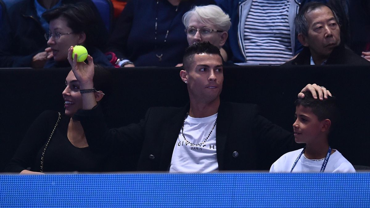 Tennis news - Cristiano Ronaldo watches Novak Djokovic ease to ATP Finals win over John Isner