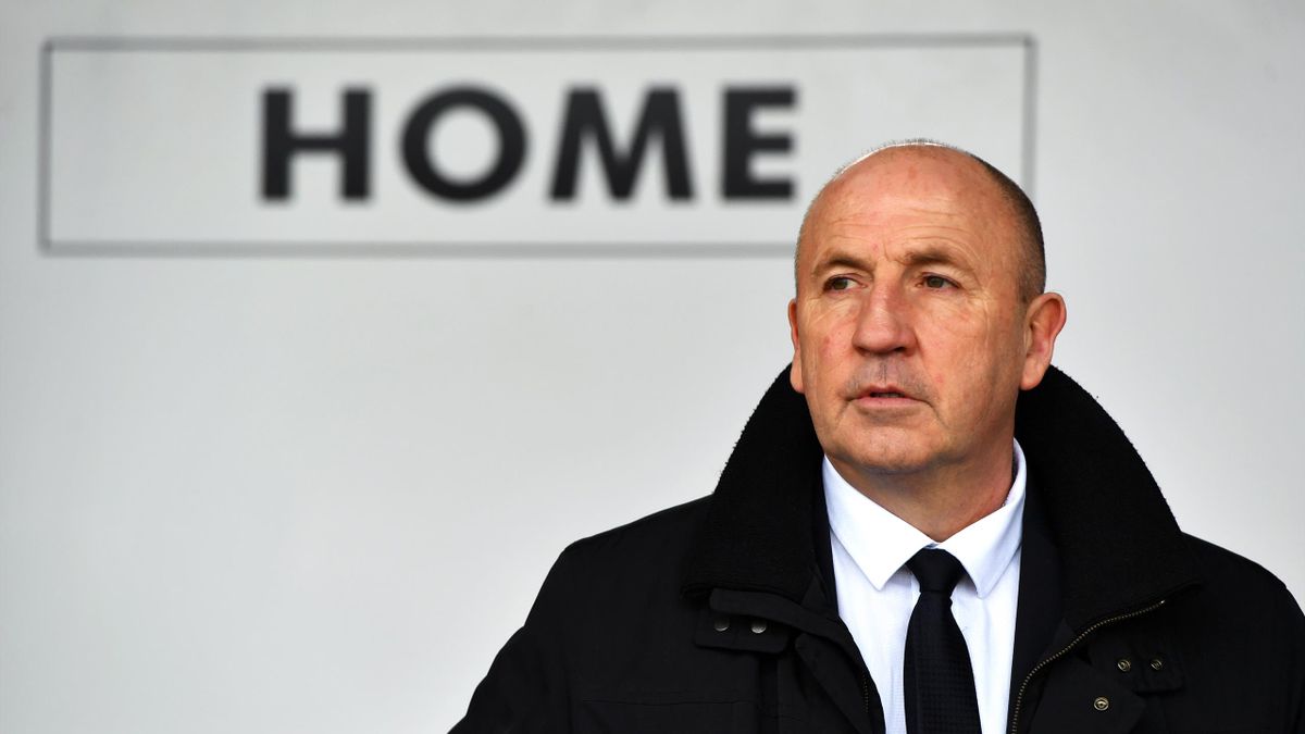 Referee’s performance makes me sick, says Accrington boss John Coleman