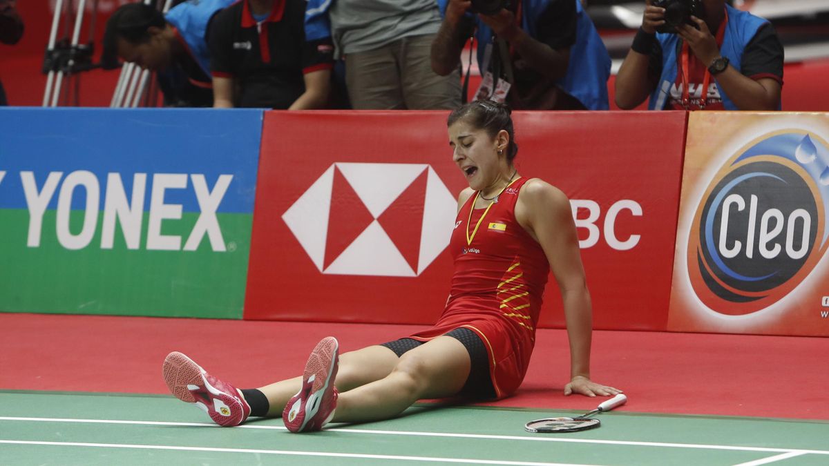 Carolina Marín es operada con éxito