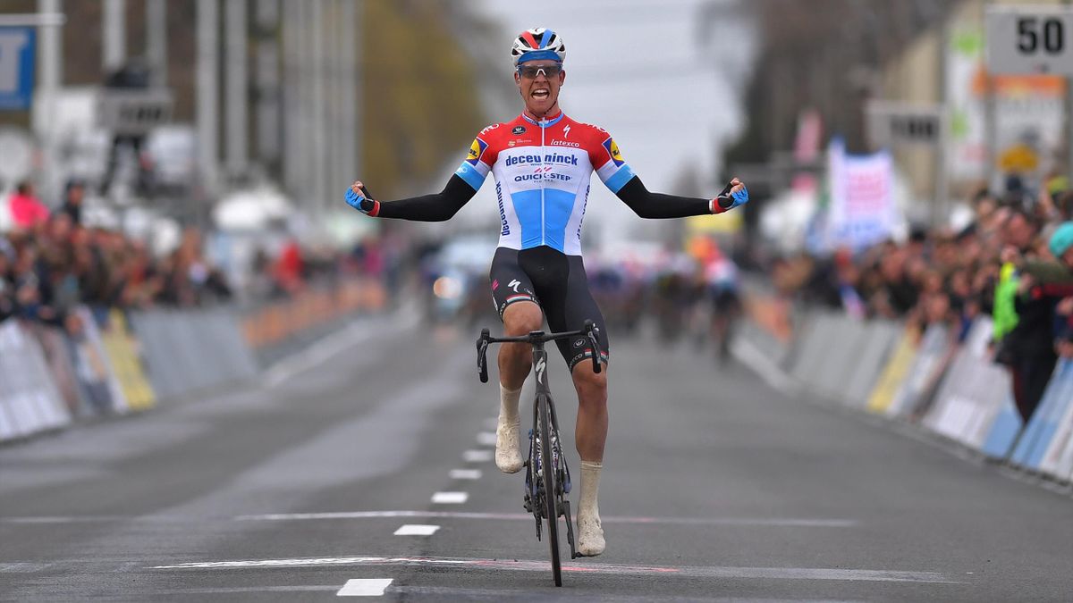 Velo equipe ag2r best sale 2020