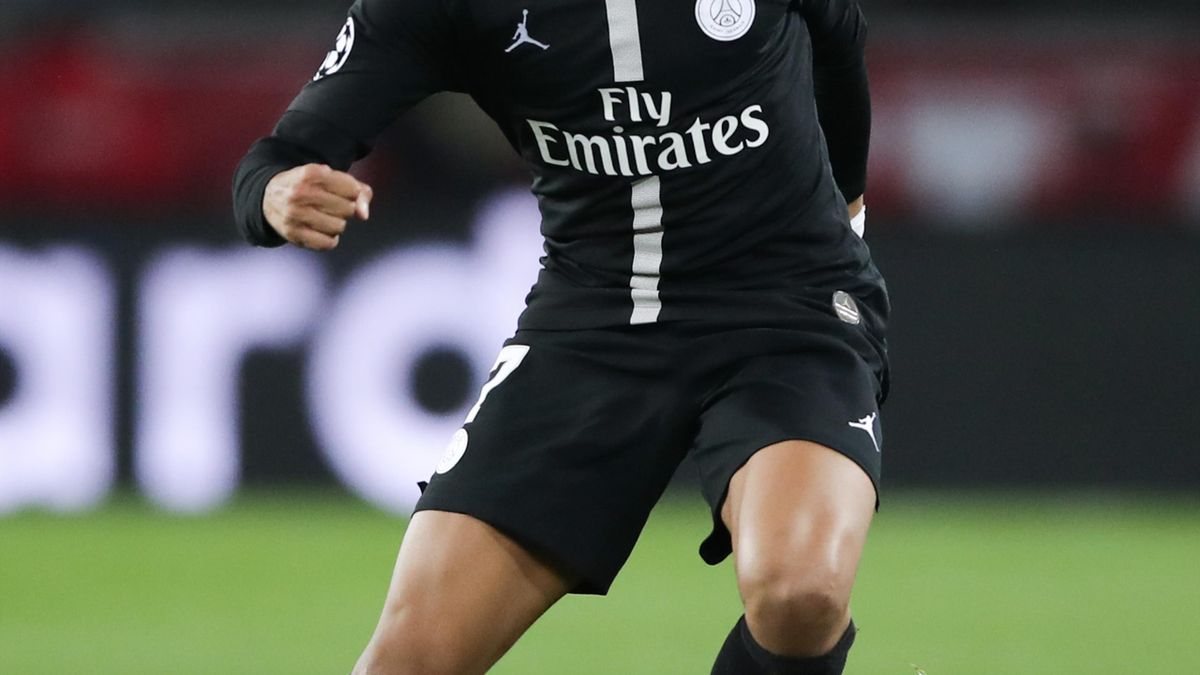 Mbappe football boots store 2019