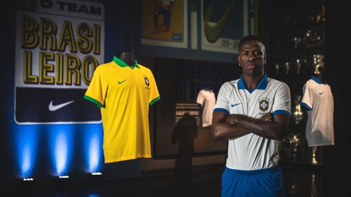 La camiseta blanca store