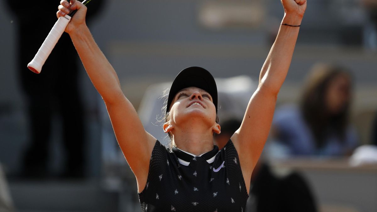 French Open 2019 Halep destroys Iga Swiatek in 45 minutes to reach last eight