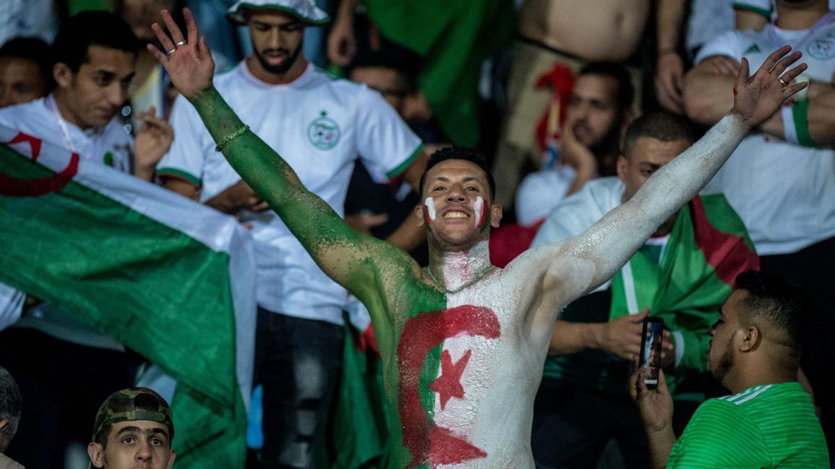 Pourquoi 2 étoiles sur le maillot de l'Algérie 2019 ?