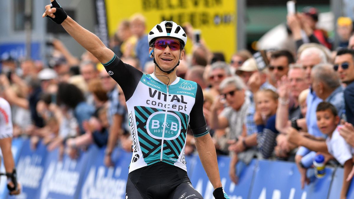 Cycling news Bryan Coquard denies Mathieu van der Poel at Arctic Race of Norway Eurosport