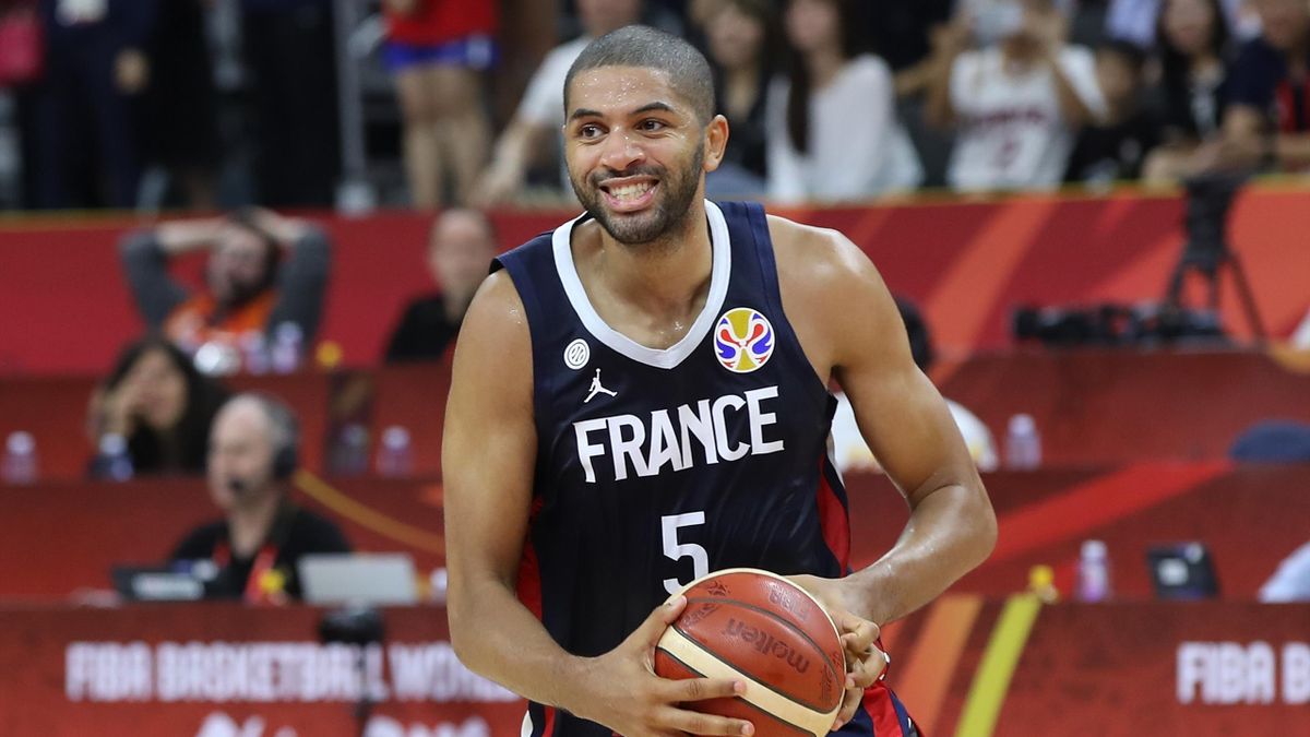 Basketball holder -  France