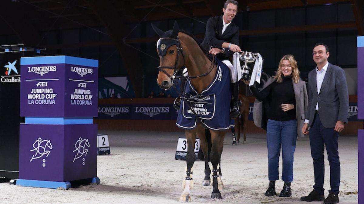 Maikel Van Der Vleuten Im Weltcup Springen Von La Coruna Auf Der Uberholspur Unterwegs Eurosport