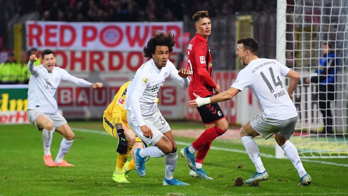 FC Bayern - SC Freiburg Joshua Zirkzee führt FCB zum Sieg im Breisgau