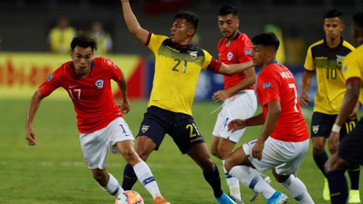 0 3 Pablo Aranguiz Lidera El Debut Arrasador De Chile Ante Un Desdibujado Ecuador Eurosport