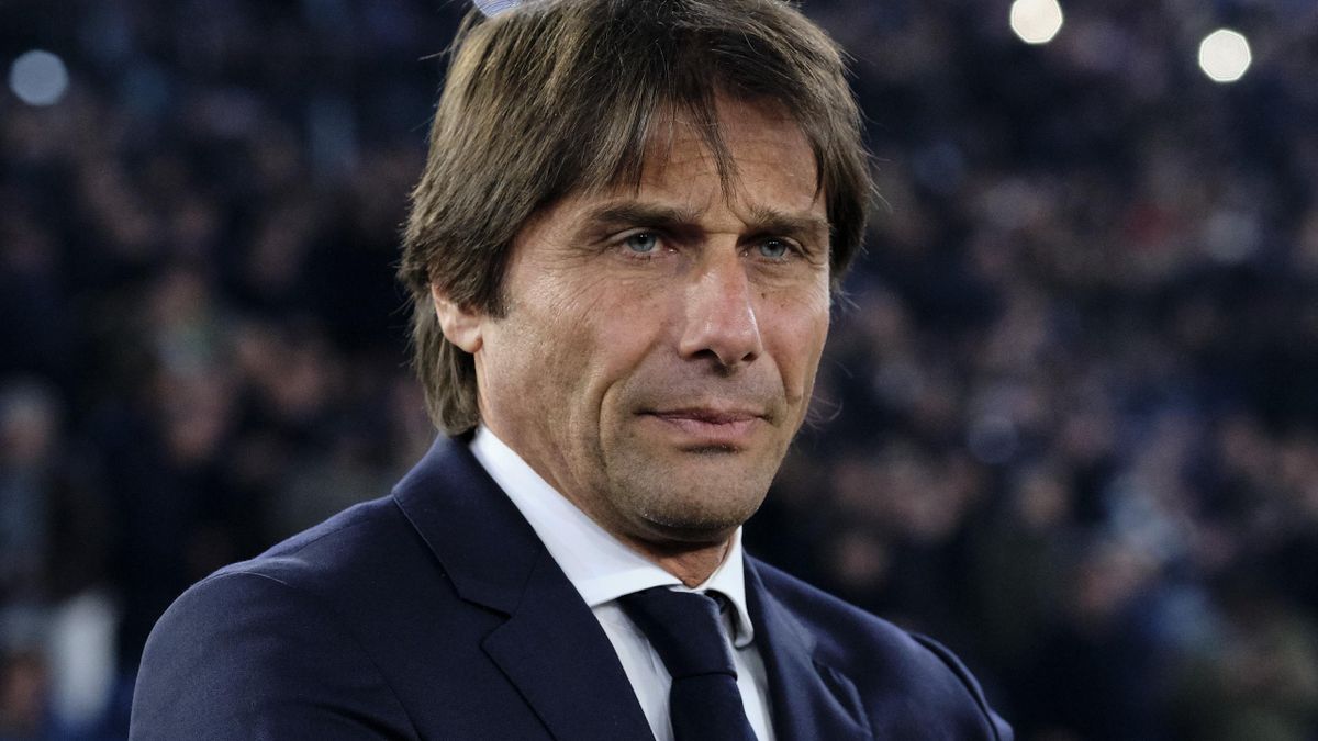 Antonio Conte puts Chelsea contract talks on hold as Inter Milan