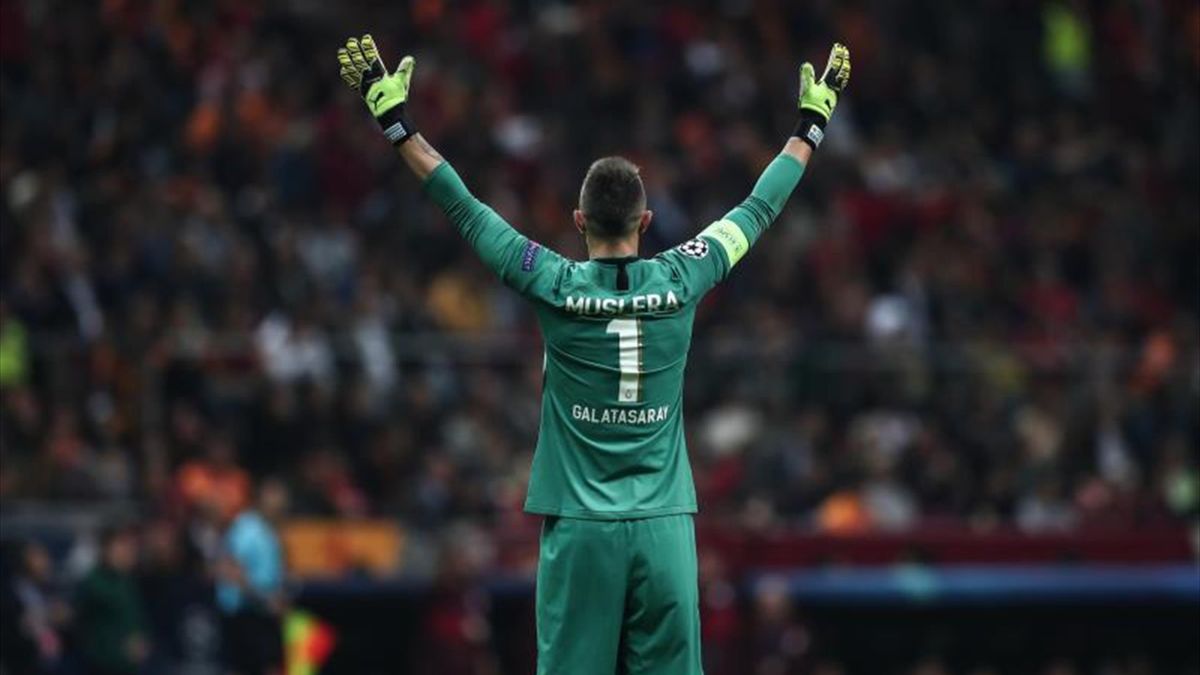 El Galatasaray Baraja Vender A Cualquier Jugador Salvo Muslera Eurosport