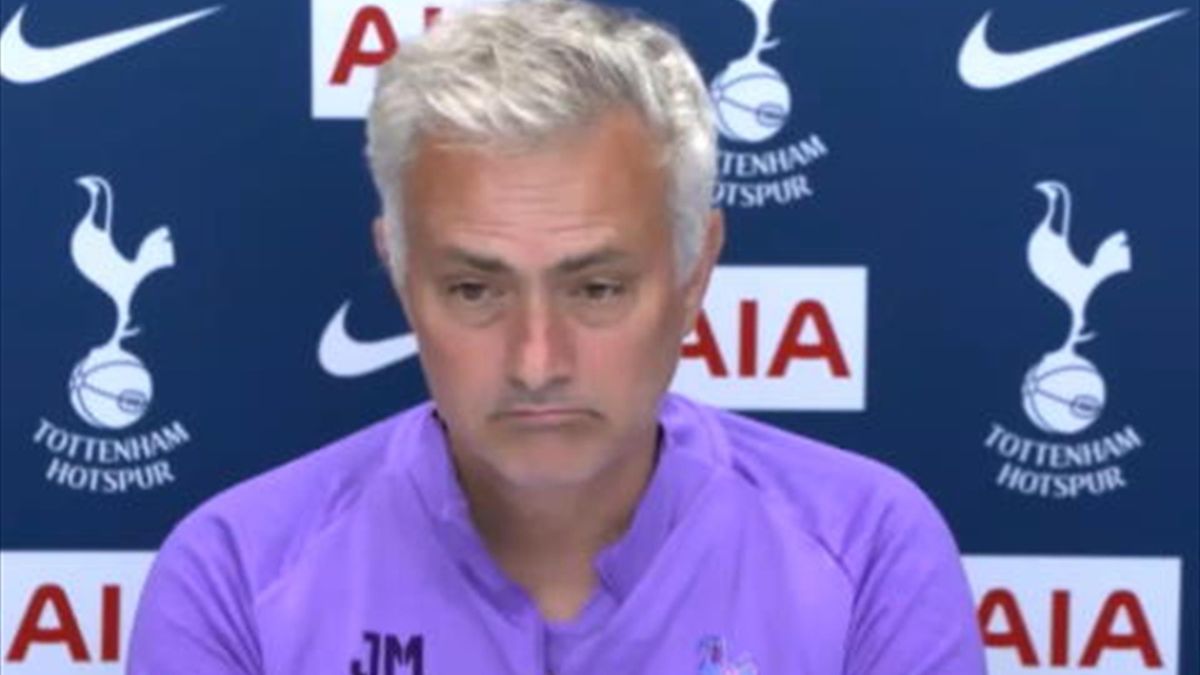 Jose Mourinho este nemulțumit că are prea mulți jucători în echipă