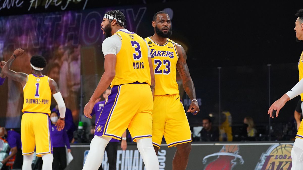 NBA: les Lakers et le Heat entrevoient les finales de conférences
