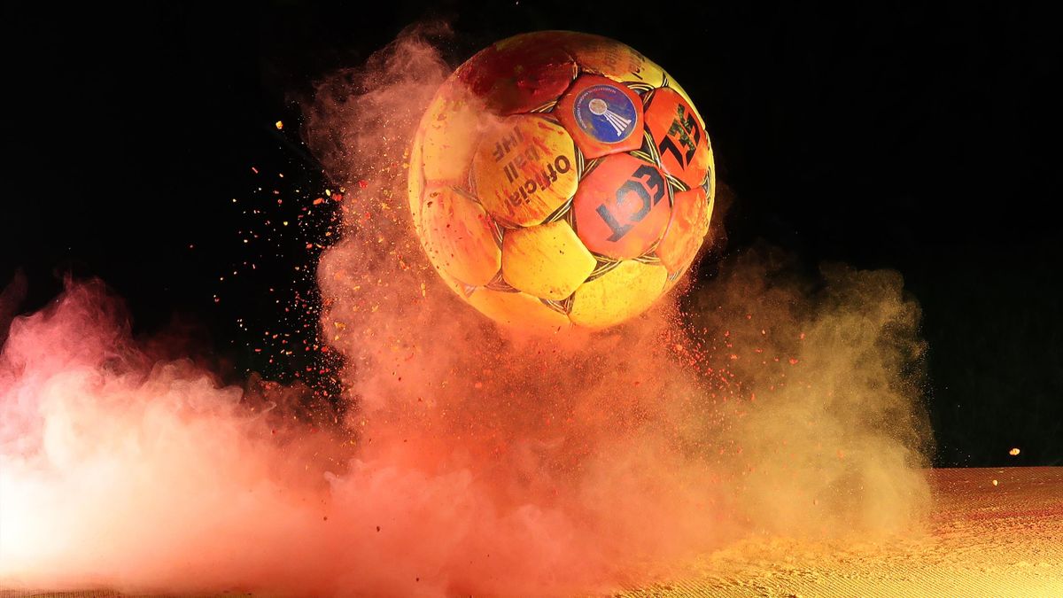 Mit Dem Hexer Auf Der Trainerbank Thiel Und Leverkusen Gewinnen Beim Thc Eurosport